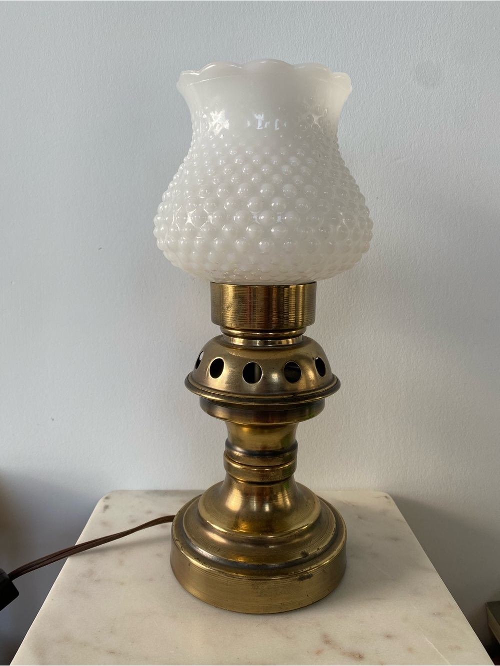 ✨ Vintage Brass & Milk Glass Table Lamp | Elegant Antique-Inspired Lighting